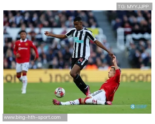 赫斯基强调伊萨克在进球乏力时应提升体能以更好地为球队贡献